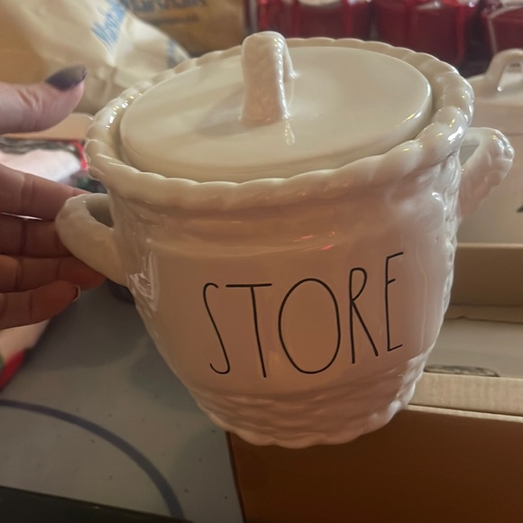 Rae Dunn store canister - Picture 1 of 1